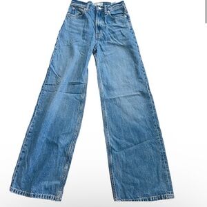 Everlane The Baggy Jean 23 Regular - High Rise Loose Jeans